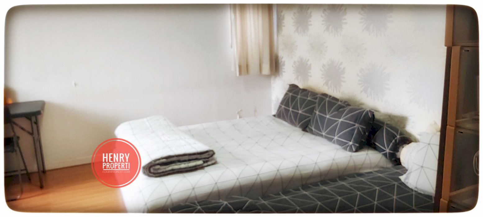 Dijual Unit Istimewa 3+1BR Lt Dasar di Apt. Taman Rasuna