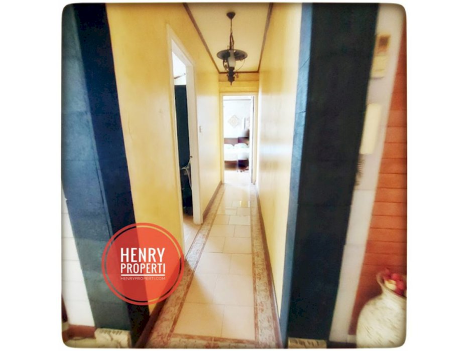 Dijual Unit Terbaik 2+1BR Furnish Lantai Tengah di Apt Taman Rasuna