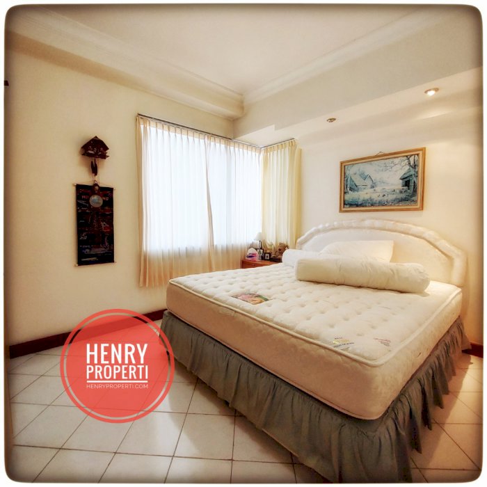 Dijual Harga Spesial Unit 2 dan 1BR Type Sudut di Taman Anggrek Condo