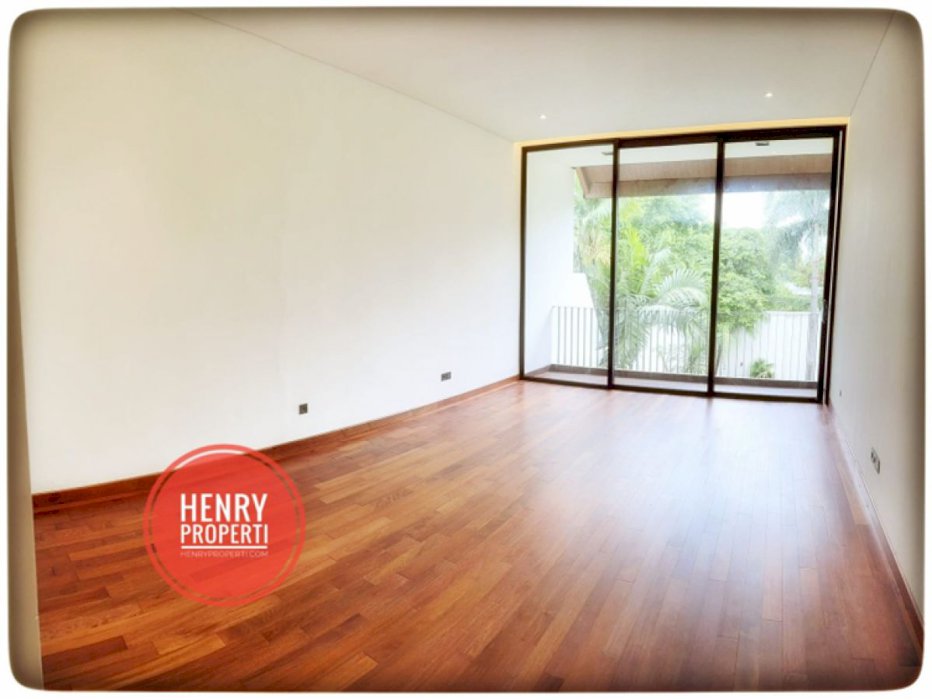 Di jual Rumah Mewah Jl Kemang Sel JakSel lokasi strategis Bebas Banjir