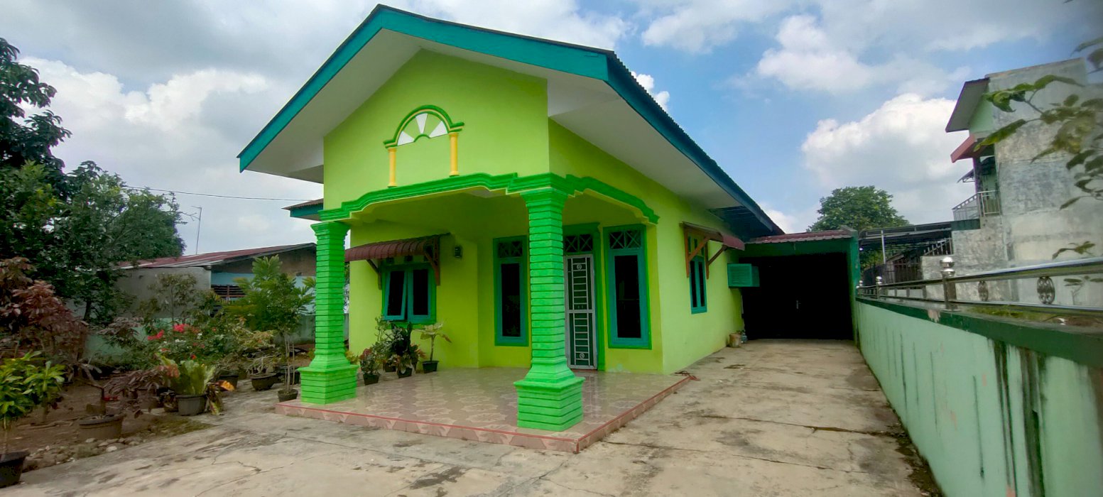Rumah sekondary cantik, dijual Cepat