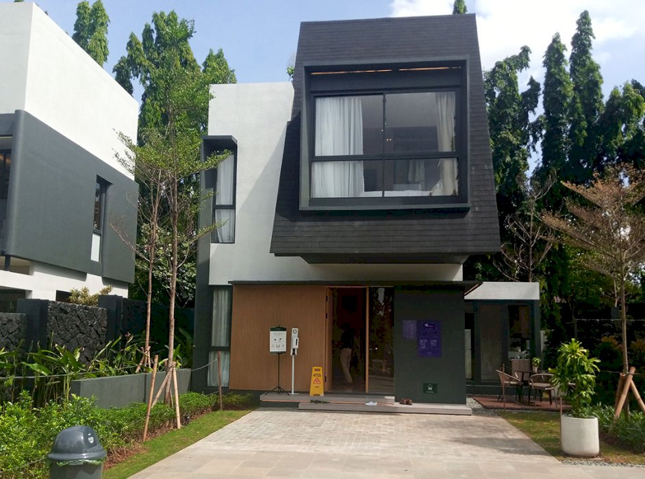 Rumah baru siap huni di kawasan elit shila sawangan
