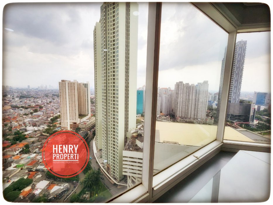 For Rent Best Unit 3+1BR Full Furnish and Renov High Floor