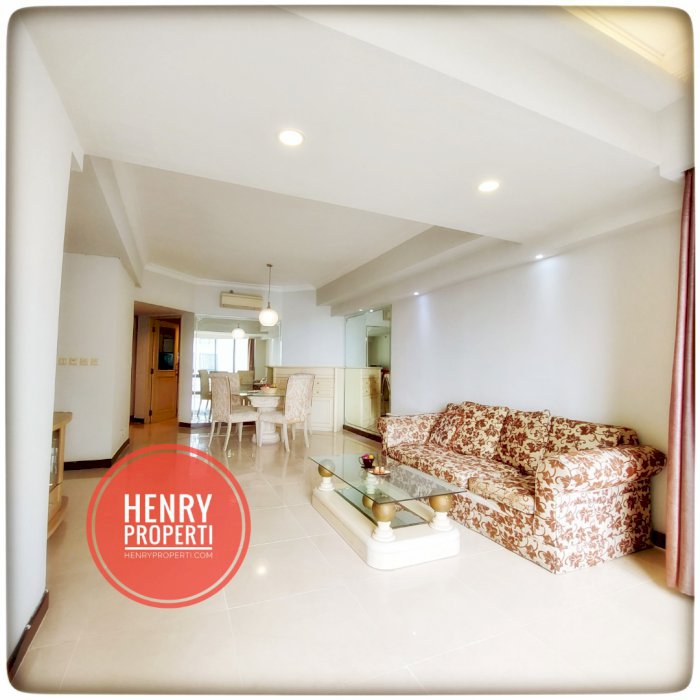 Taman Anggrek Condominium Harga Spesial 2+1BR Furnish View Taman+City