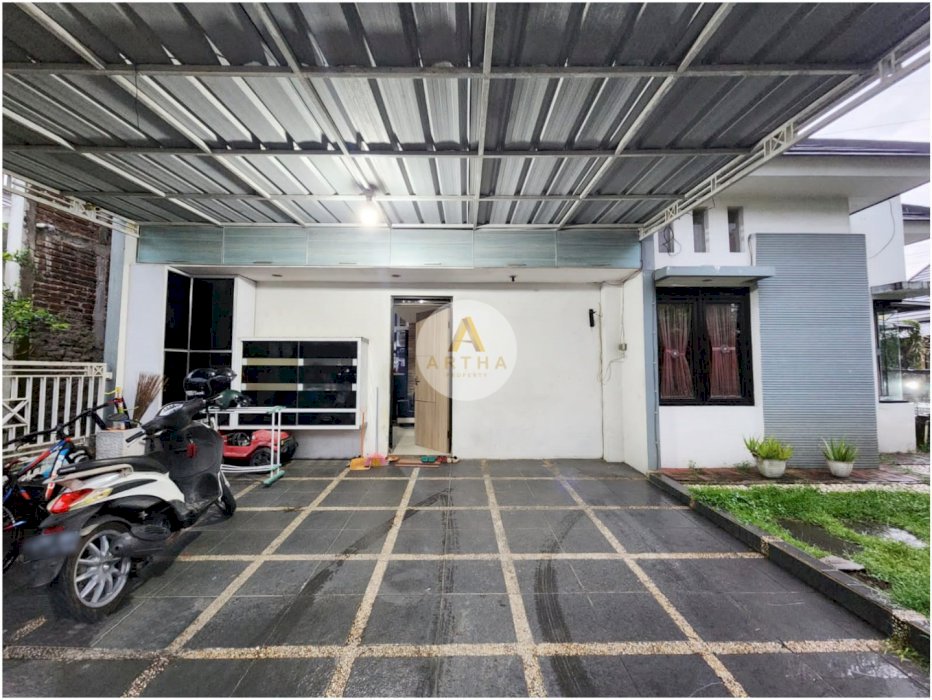 Rumah mewah, hook jingga residence