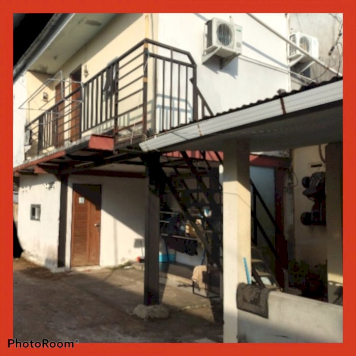 Rumah beserta kos ber AC