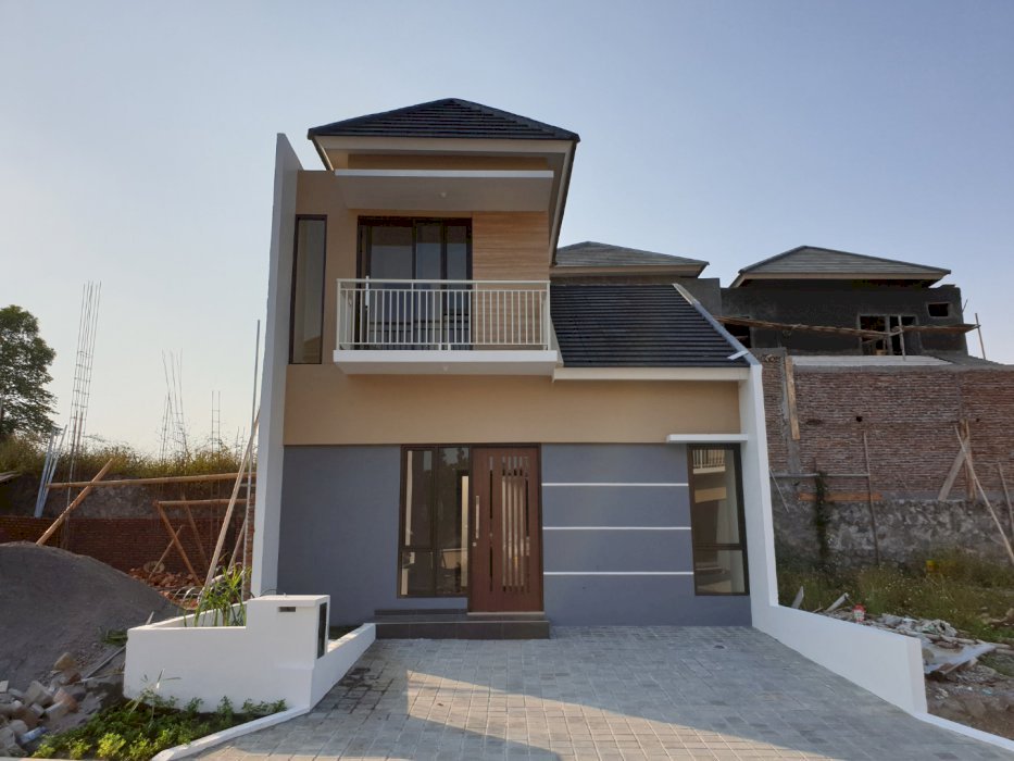 Rumah Mininalis Modern 2 Lantai Tembalang Semarang