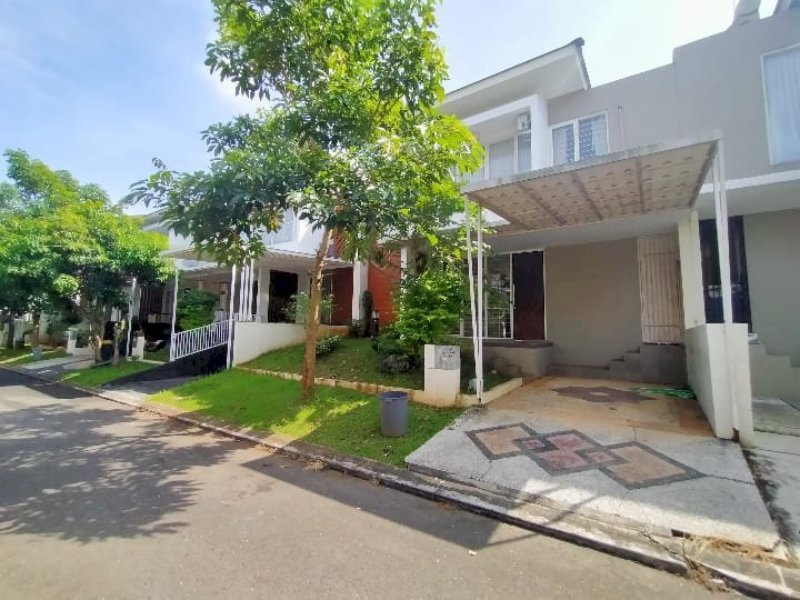 disewakan rumah ivy park citraland BSB include furnished