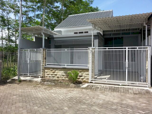 Dijual Rumah di Sriwijaya Land Jember