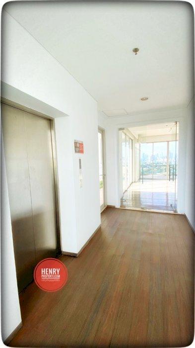 Dijual Penthouse Nirvana Kemang Residence Semi Furnish Best City View