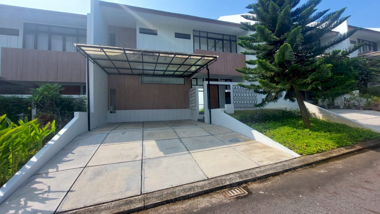 rumah mewah naraya BSB siap huni jalan super lebar