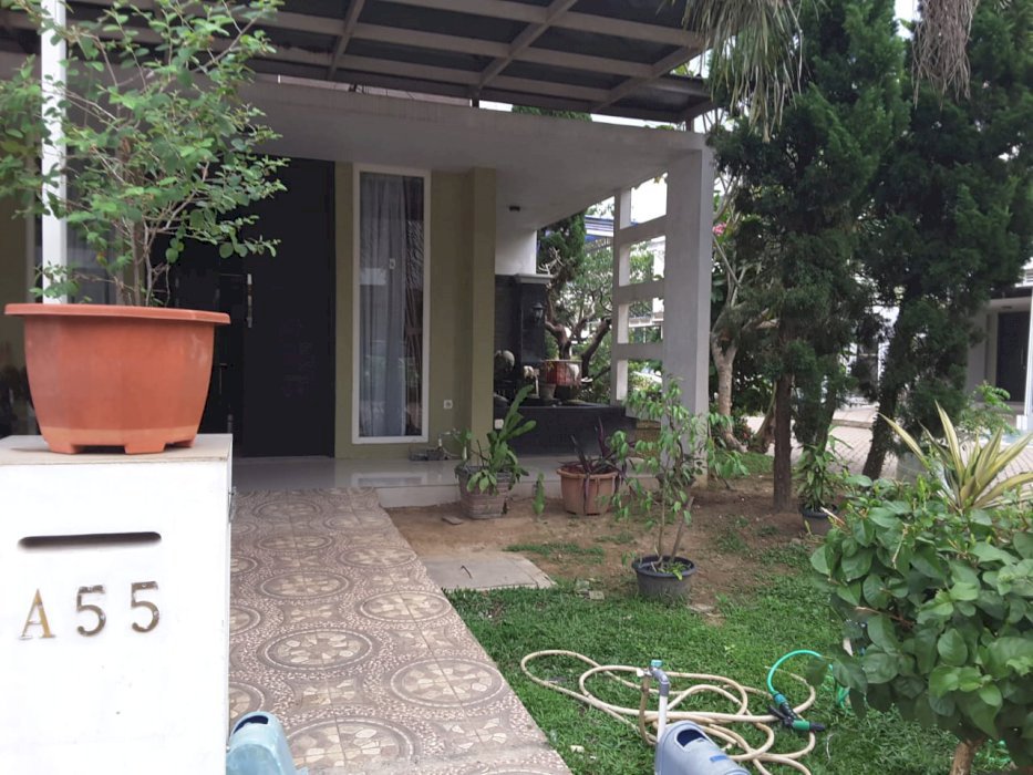 rumah hook 2 lantai di green resort palembang