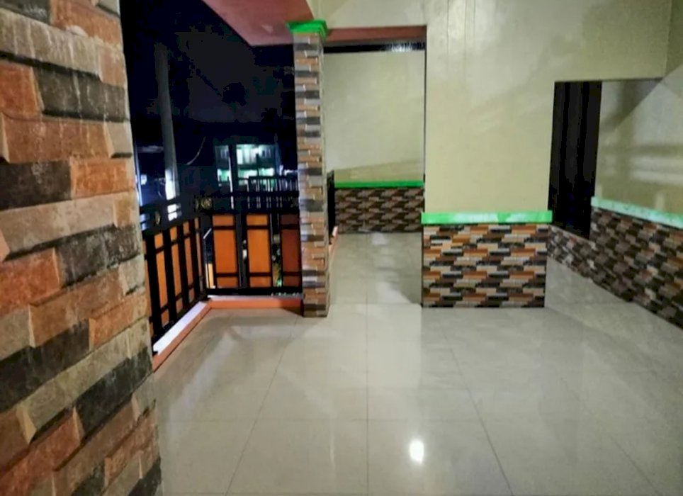 Dijual rumah siap huni 2 lantai