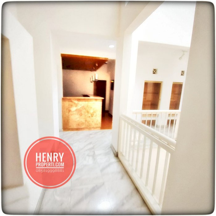 For Rent House Semi Furnish at Easy Access Location at pondok indah