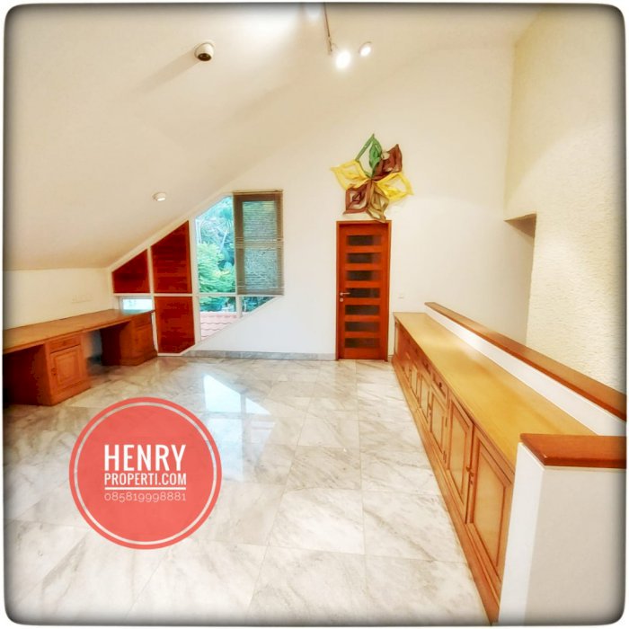For Rent House Semi Furnish at Easy Access Location at pondok indah