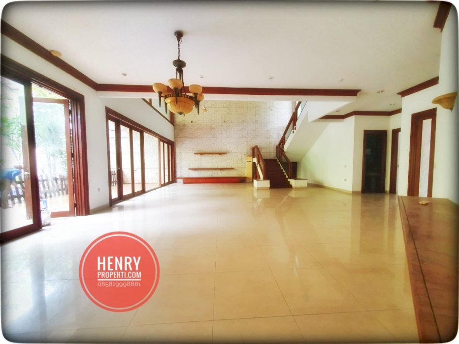 Disewakan Rumah Baru Renov Kamar 4+1BR Dekat Sekolah JIS