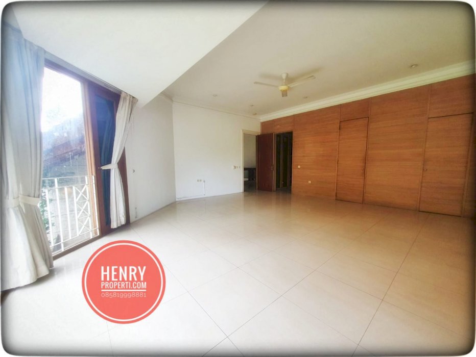 Disewakan Rumah Baru Renov Kamar 4+1BR Dekat Sekolah JIS