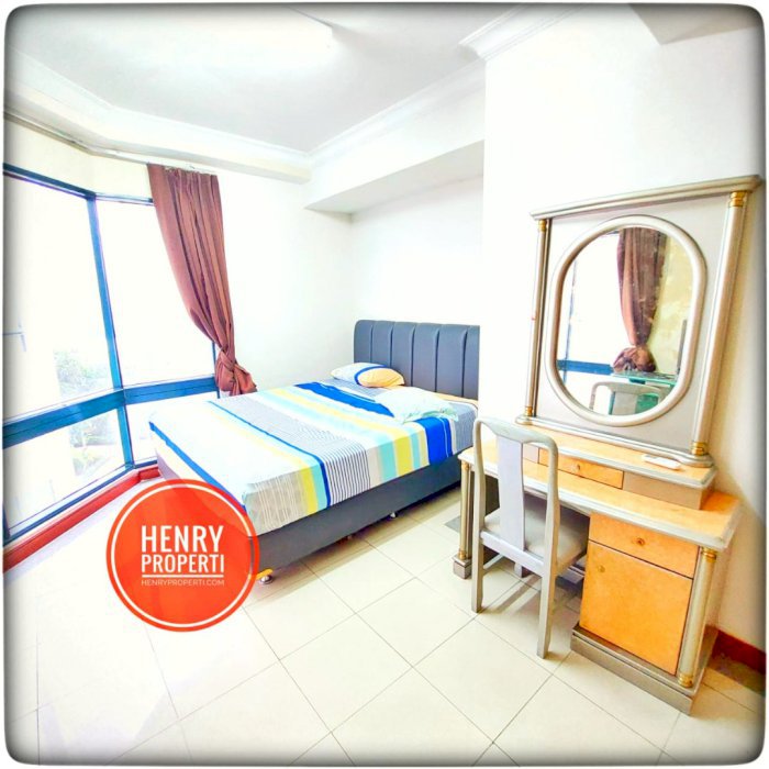 Dijual Cepat Taman Anggrek Unit Sudut Furnish Pool View