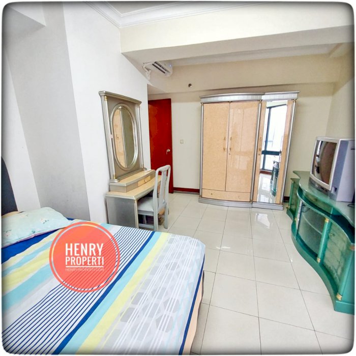 Dijual Cepat Taman Anggrek Unit Sudut Furnish Pool View