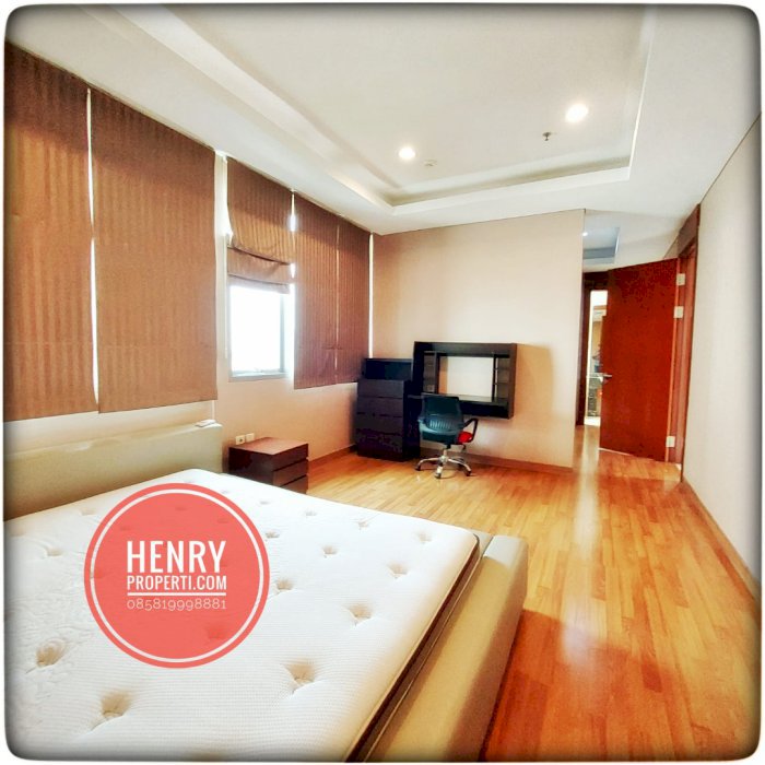 For Rent Senayan City Type 3BR become 2 Huge BR Golf View Course