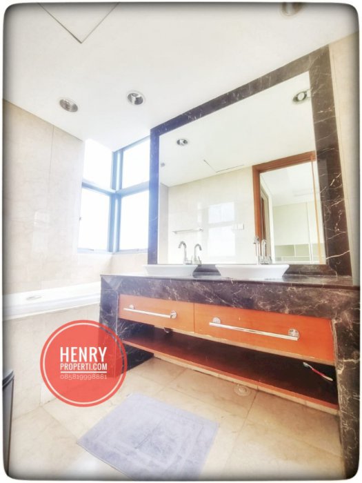 Dijual Senayan City Type 2+1BR Luas 207m² View Lap Golf Mid Floor
