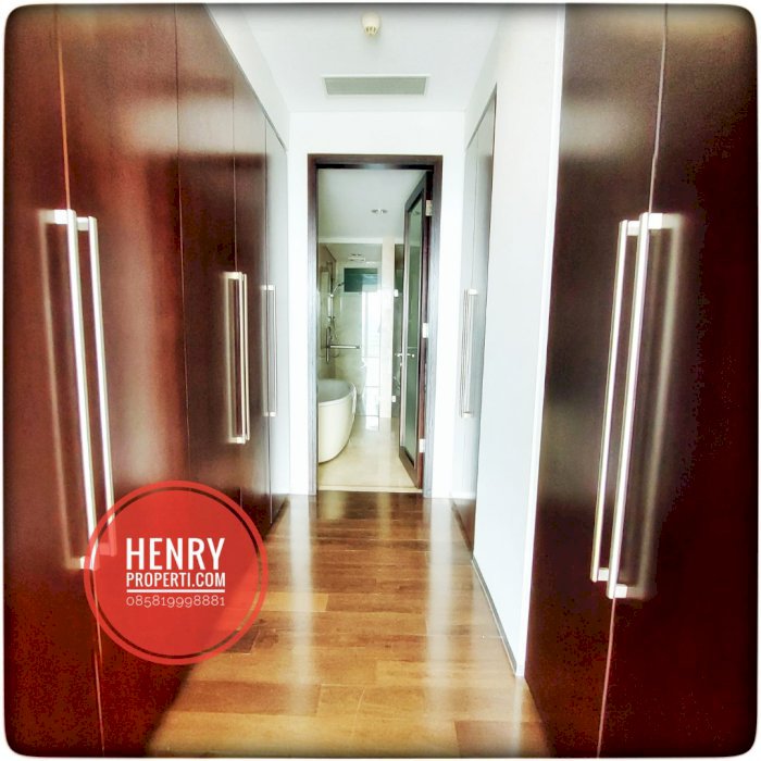 Dijual Penthouse Nirvana Kemang Residence Full Furnish Best City View