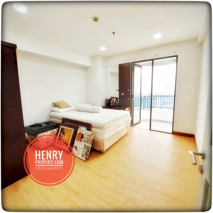 Dijual Cepat Unit Renov 3+1 BR Best View di Park Royale Executive