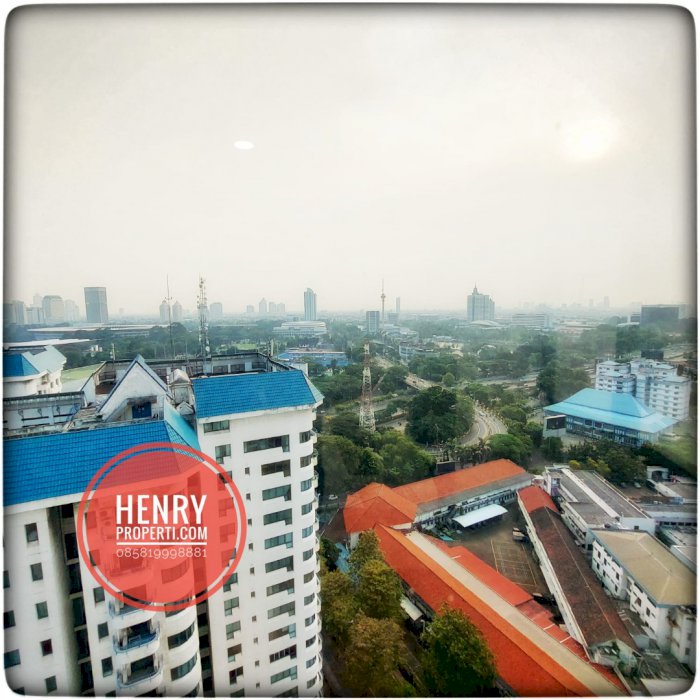 Dijual Cepat Unit Renov 3+1 BR Best View di Park Royale Executive