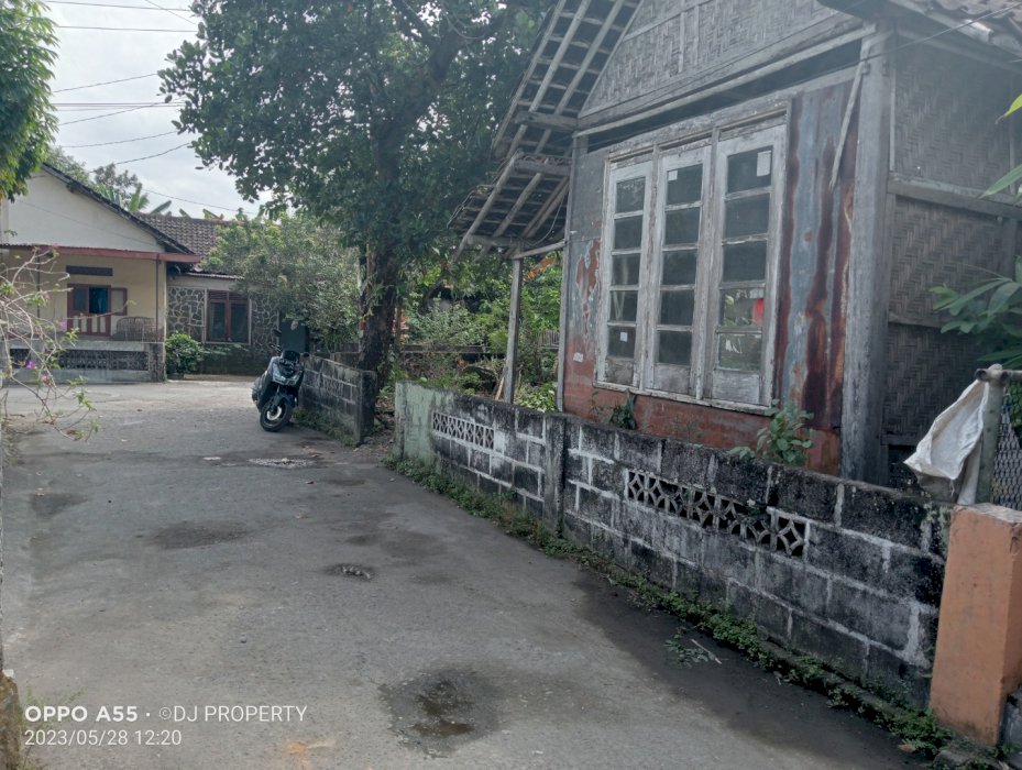 Tanah pekarangan dekat Ringrod selatan utara Polsek Kasihan