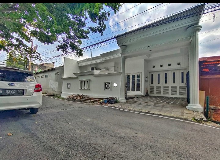 rumah mewah tengah kota jl mugas dekat pandanaran