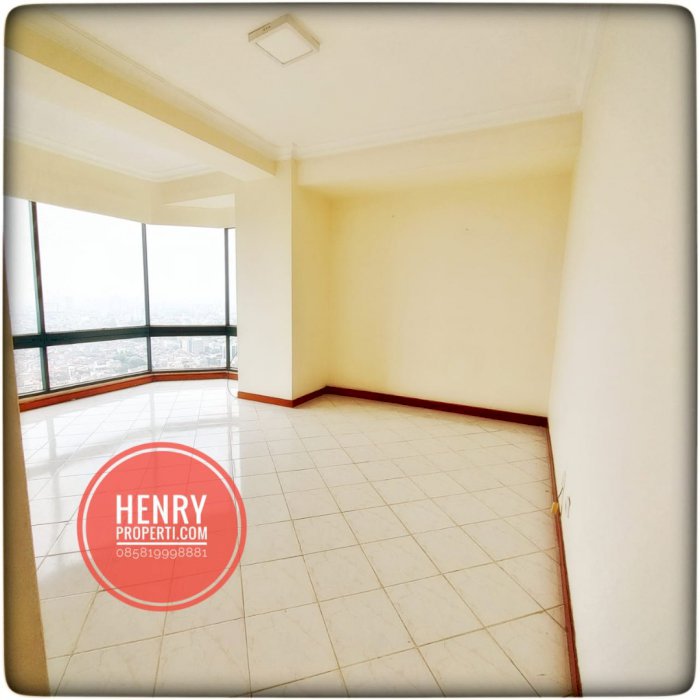 Dijual Unit BEST VIEW 3+1 Taman Anggrek Condominium