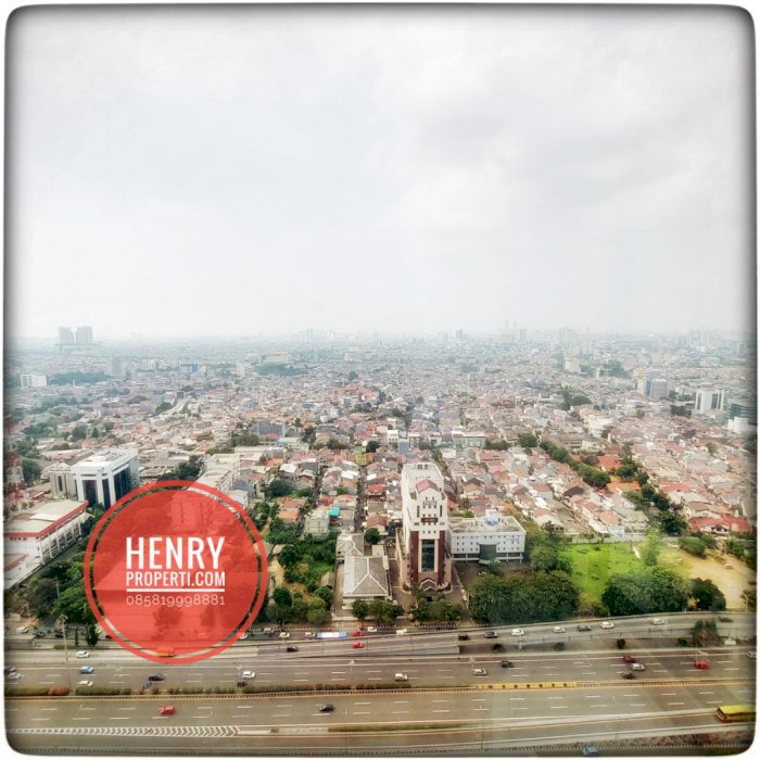 Dijual Unit BEST VIEW 3+1 Taman Anggrek Condominium