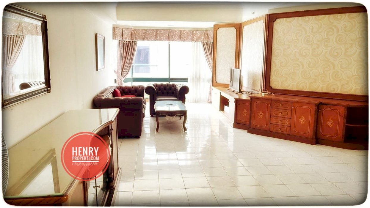 Dijual Unit  3+1 Lantai Rendah Park View Taman Anggrek Condominium