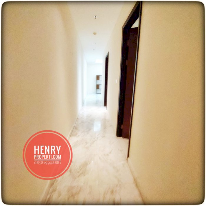 Dijual Cepat Apt Peak Sudirman Pool View lantai tinggi