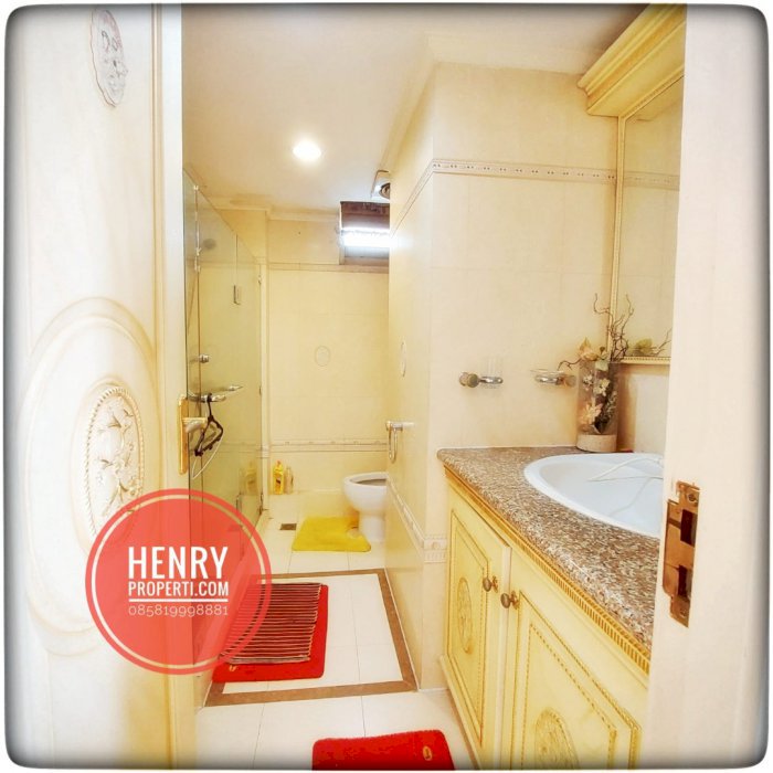 Dijual Classic Unit 3+1BR City View di Taman Anggrek Condominium