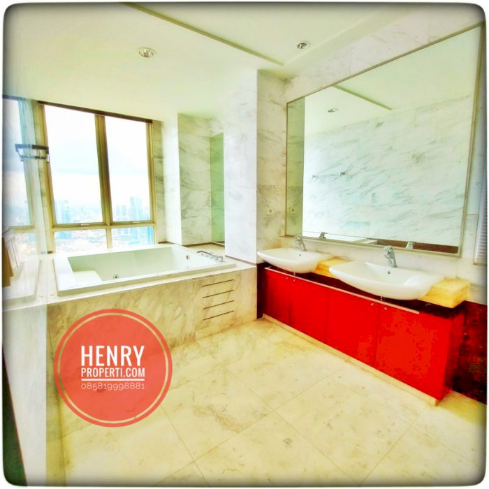 Dijual Cepat Penthouse Apt Peak Sudirman 4+1BR Best City View