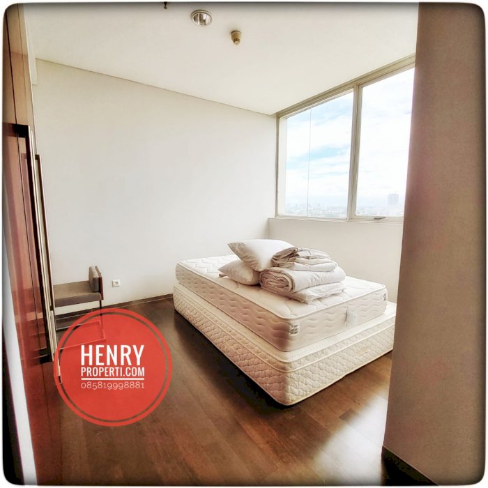 Dijual Penthouse Nirvana Kemang Ada Pool Best City View Furnish