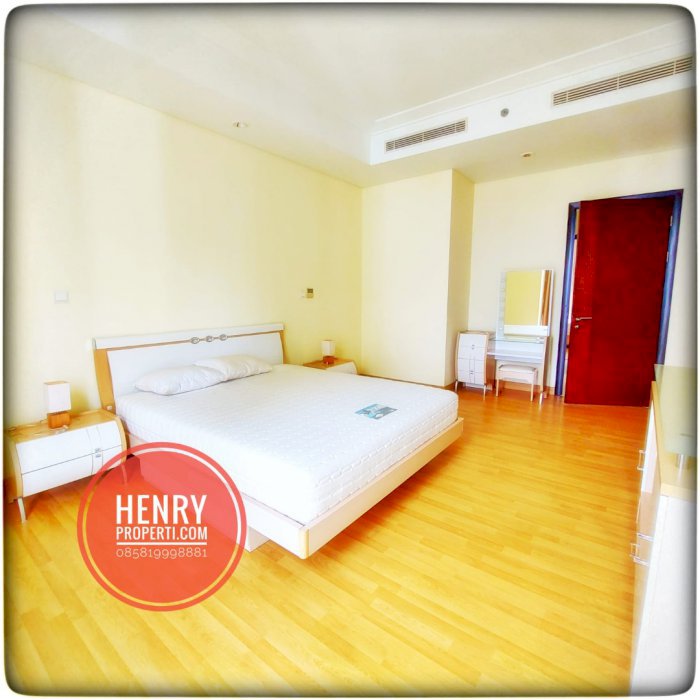 Dijual Cepat Apt Peak Sudirman 3+1BR Best City View Furnish Lt Tinggi