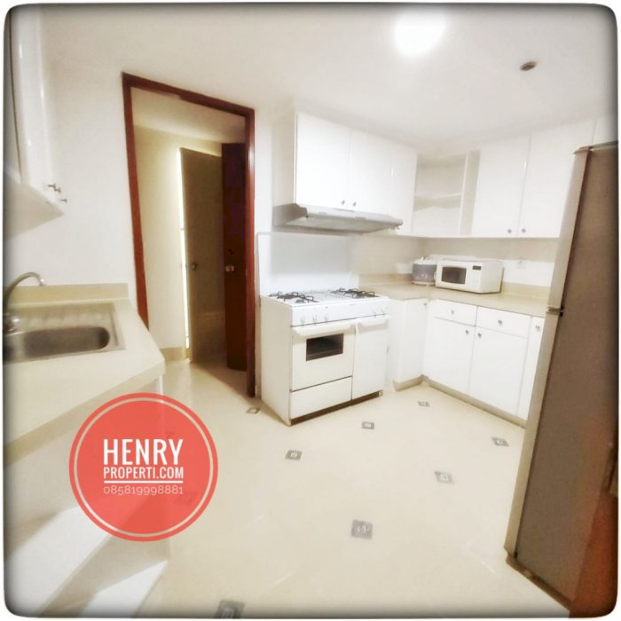 Dijual Unit Tetbaik 2+1BR City + Taman View di Taman Anggrek