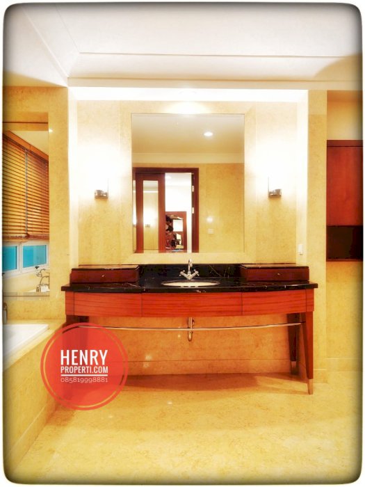 Pakubuwono Residence  , Gunung, Kebayoran Baru Dijual 3BR +1