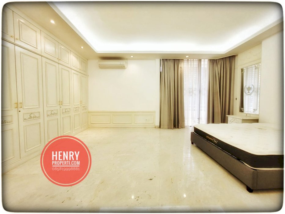 Dijual Rumah Sultan di Menteng Cocok Buat Embassy dan Keluarga