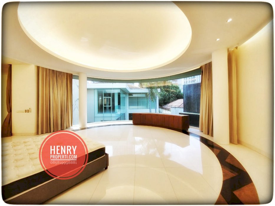 For Rent Best House at Menteng for Big Family and Embassy