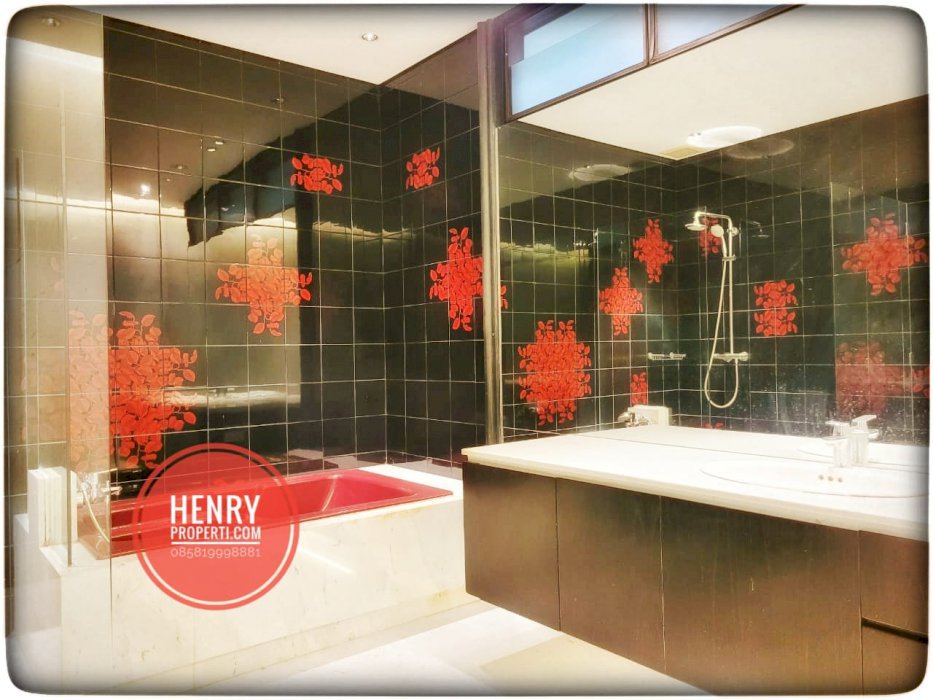 For Rent Best House at Menteng for Big Family and Embassy