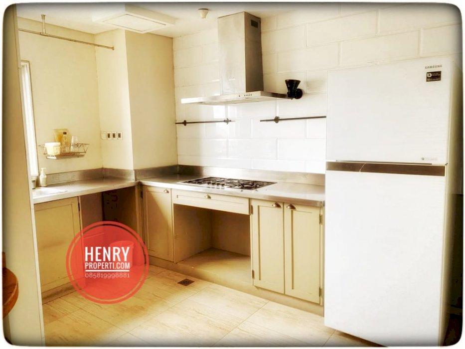 Dijual  Unit Spesial 3+1 Furnish Big Size Permata Hijau Residence