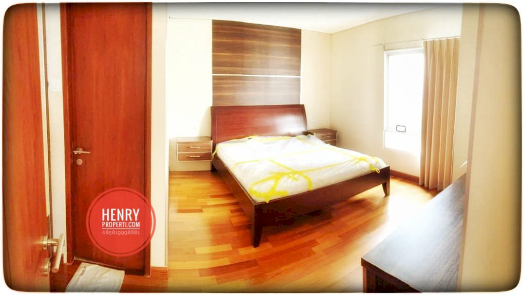 Dijual  Unit Spesial 3+1 Furnish Big Size Permata Hijau Residence