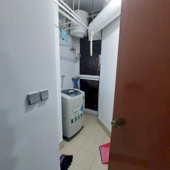 Disewakan Taman Anggrek 2+1BR Full Furnish and Renov City
