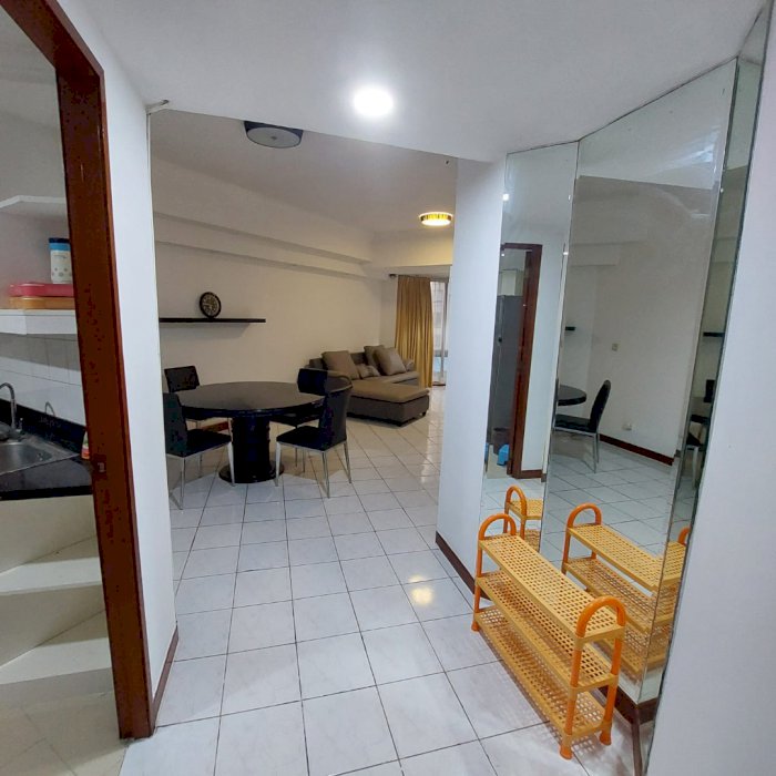 Disewakan Taman Anggrek 2+1BR Full Furnish and Renov City