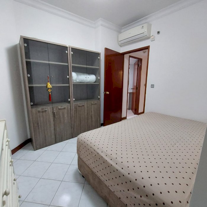 Disewakan Taman Anggrek 2+1BR Full Furnish and Renov City