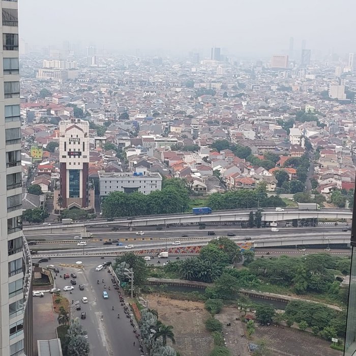 Disewakan Taman Anggrek Full Furnish and Renov City