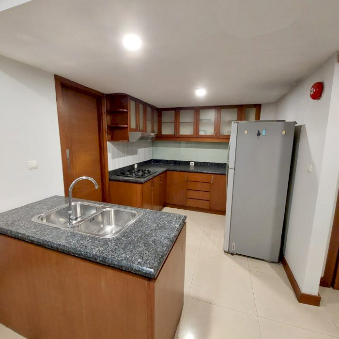 Disewakan Taman Anggrek Renov City dan Garden View New Furnish